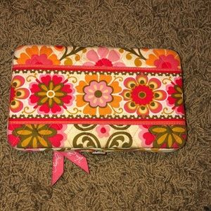 vera bradley wallet